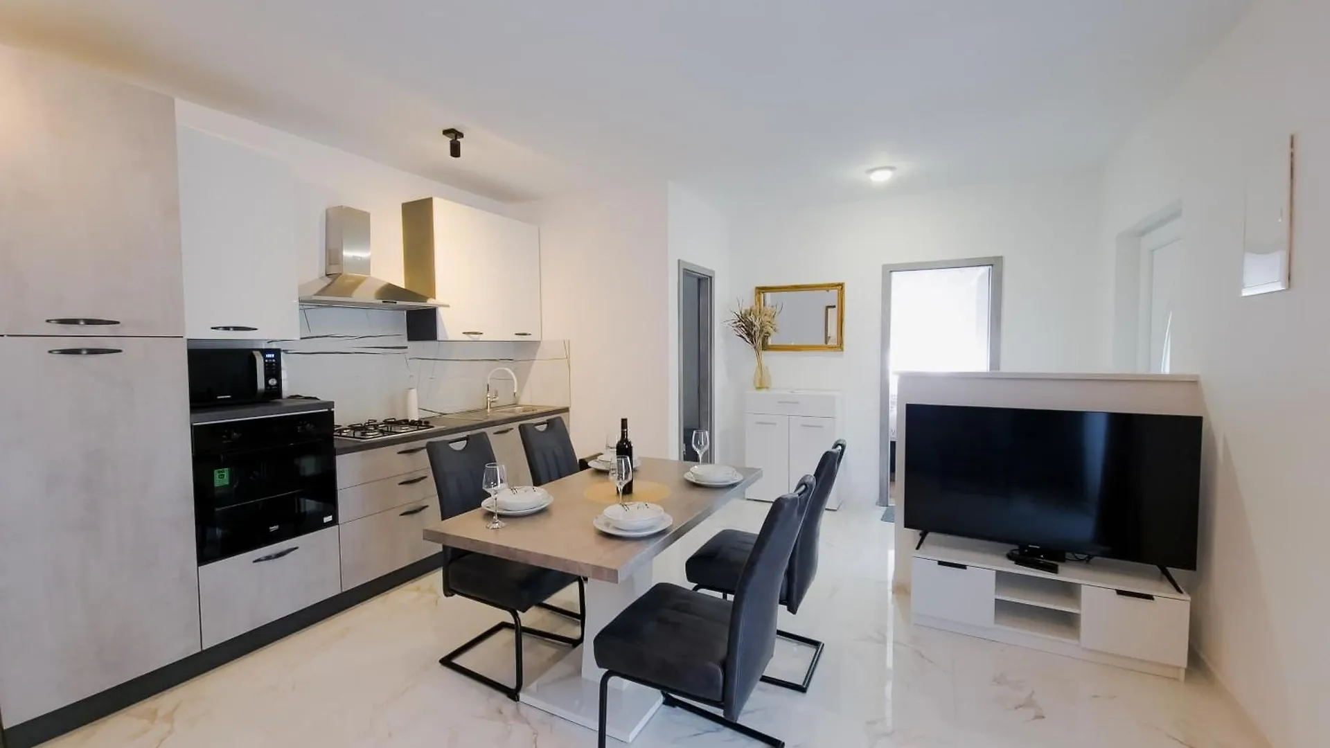 Apartments Ad Astra, Zadar